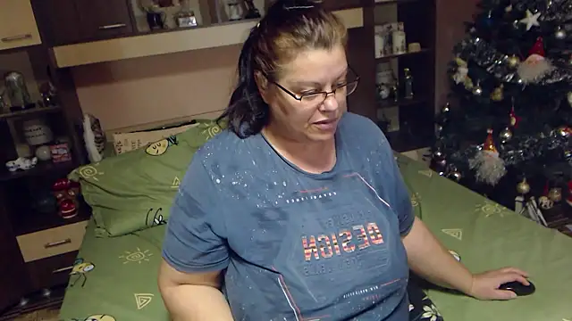 Claudia 71love online show from 17, 12, 2024