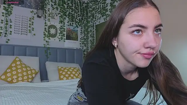 Ashley Pierce online show from 18, 9, 2025