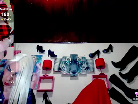 blondehot5v online show from 13, 9, 2025