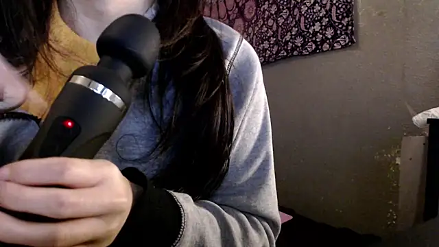Snapshot of London_Ray chatting on 15, 5, 2026 London Ray online show from 15, 5, 2026
