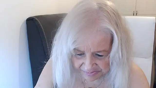 SusiLifeXXX online show from 9, 2, 2026