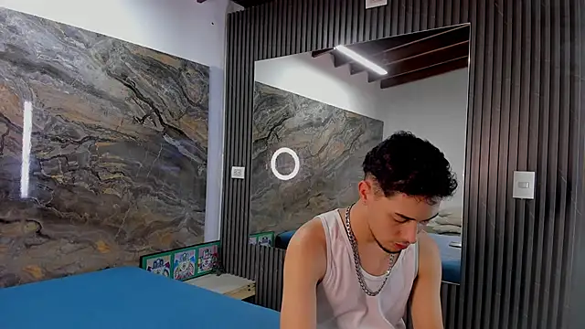  Axel 09 online show from 26, 9, 2025