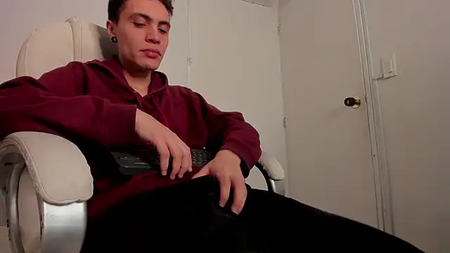 dark sun302 online show from 13, 9, 2025