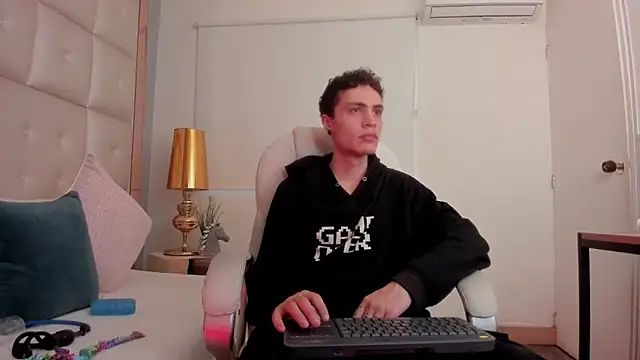 dark sun302 online show from 7, 10, 2025