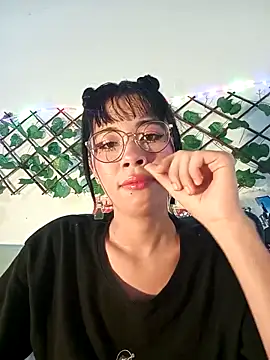 dolliette24 online show from 7, 4, 2026