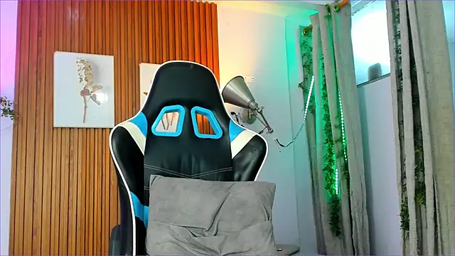 Evaa 18 online show from 9, 9, 2025