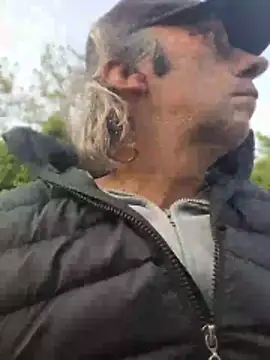 Snapshot of bi_dare chatting on 10, 4, 2026 bi dare online show from 10, 4, 2026