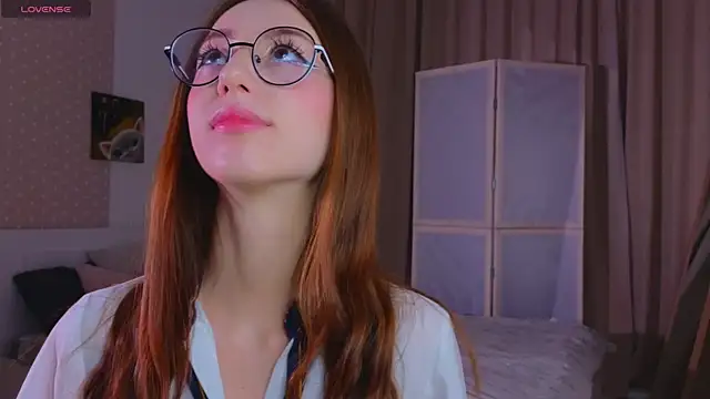 AvrilLeMell online show from 17, 11, 2025