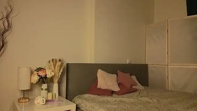 AvrilLeMell online show from 12, 4, 2026