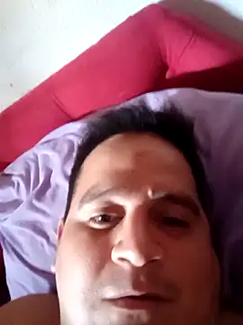 Snapshot of reguetones92 chatting on 20, 11, 2025 reguetones92 online show from 20, 11, 2025