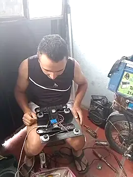 miroqui143 online show from 13, 11, 2025