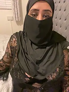 Pari Persianbaddie6 online show from 13, 4, 2026