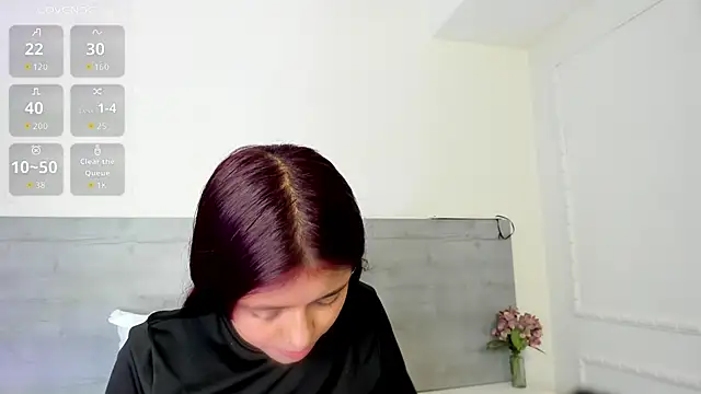 Snapshot of sunnyWhitee chatting on 18, 6, 2026 sunnyWhitee online show from 18, 6, 2026