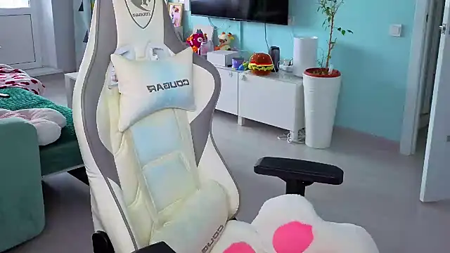 Im suka online show from 6, 4, 2026