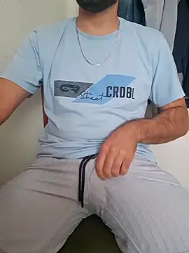 Snapshot of esmerkralkobra chatting on 28, 10, 2025 esmerkralkobra online show from 28, 10, 2025