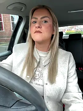 Charleigh xx online show from 14, 10, 2025