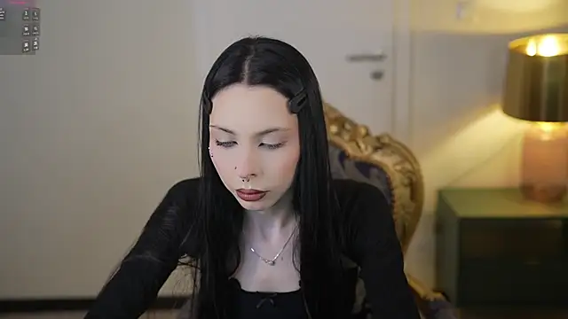 VivianSweet  online show from 1, 2, 2026