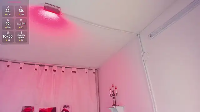 Snapshot of Trinityy__ chatting on 10, 10, 2025 Trinityy online show from 10, 10, 2025