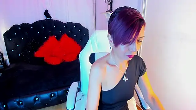 Snapshot of Trinityy__ chatting on 22, 11, 2025 Trinityy online show from 22, 11, 2025