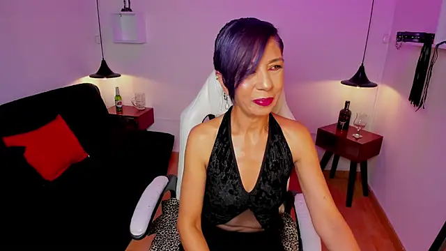 Snapshot of Trinityy__ chatting on 21, 5, 2026 Trinityy online show from 21, 5, 2026