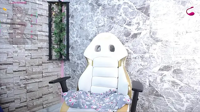 Snapshot of Kony_Lan chatting on 12, 11, 2025 Kony Lan online show from 12, 11, 2025