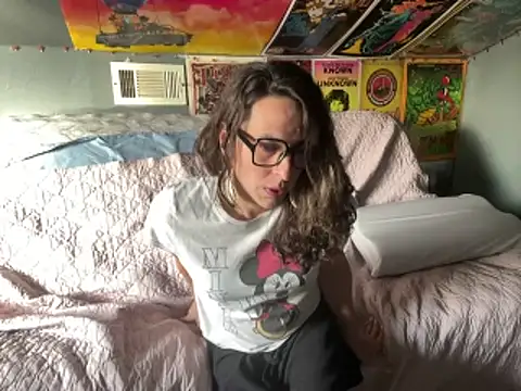 mayra mayhem online show from 13, 1, 2026