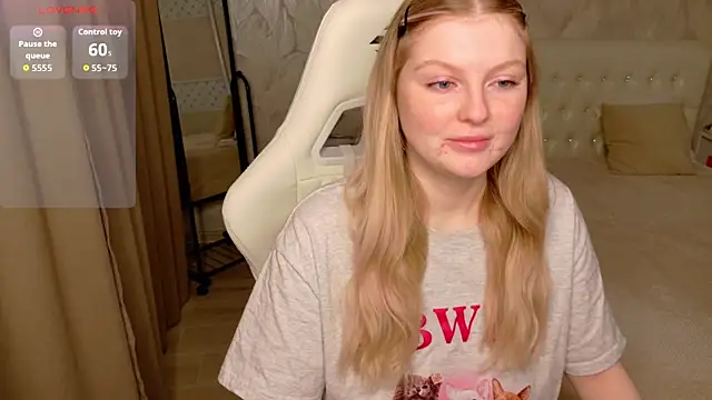 AmeliaDiamond online show from 10, 4, 2026