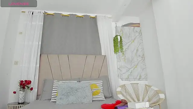 Lady miss    online show from 7, 4, 2026