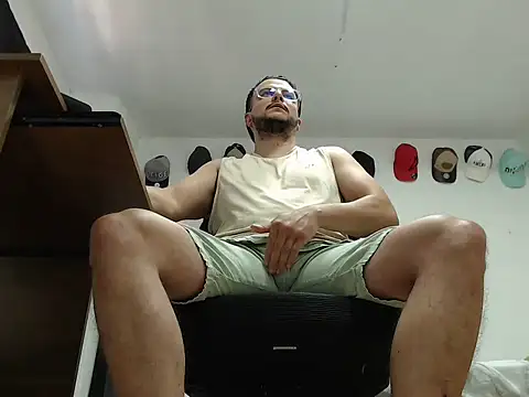 cloudsxxx online show from 14, 1, 2026