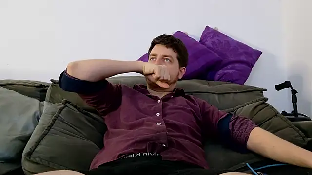 Snapshot of aaron_nvk chatting on 21, 10, 2025 aaron nvk online show from 21, 10, 2025