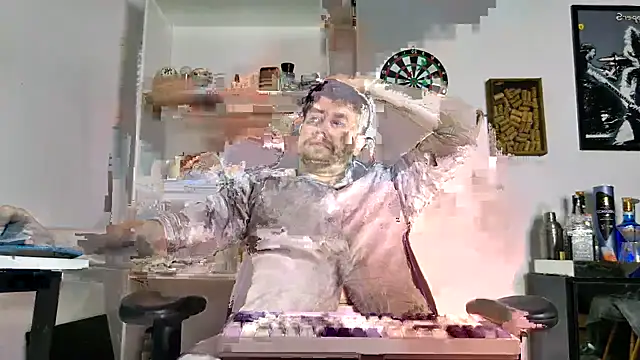 Snapshot of aaron_nvk chatting on 5, 11, 2025 aaron nvk online show from 5, 11, 2025