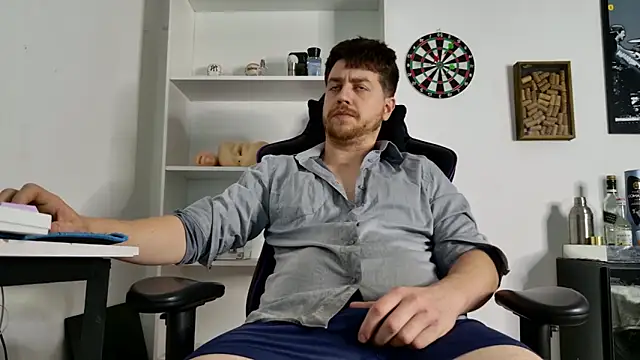 Snapshot of aaron_nvk chatting on 23, 11, 2025 aaron nvk online show from 23, 11, 2025