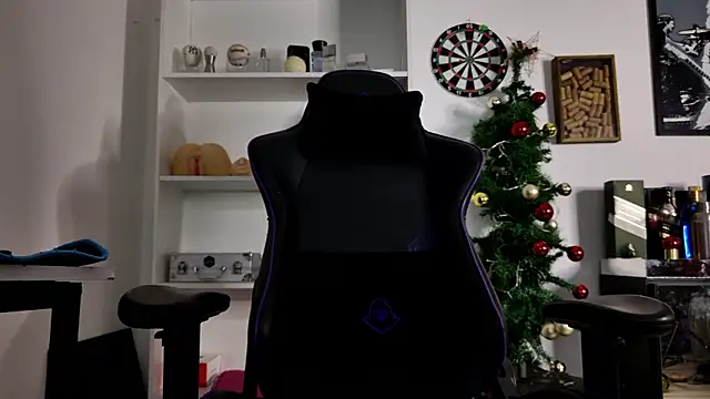 Snapshot of aaron_nvk chatting on 7, 1, 2026 aaron nvk online show from 7, 1, 2026