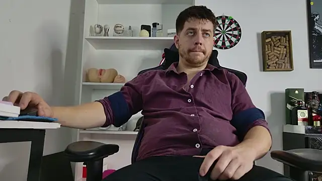 Snapshot of aaron_nvk chatting on 11, 1, 2026 aaron nvk online show from 11, 1, 2026