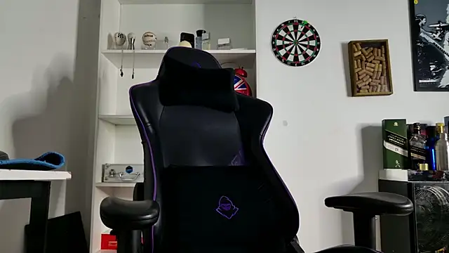 Snapshot of aaron_nvk chatting on 18, 1, 2026 aaron nvk online show from 18, 1, 2026