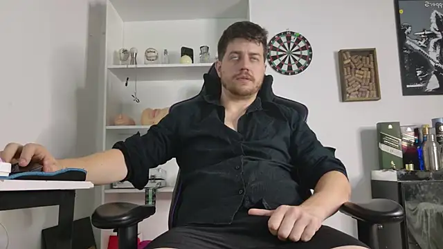 Snapshot of aaron_nvk chatting on 24, 2, 2026 aaron nvk online show from 24, 2, 2026