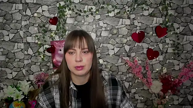 Amanda Bright  online show from 6, 11, 2025