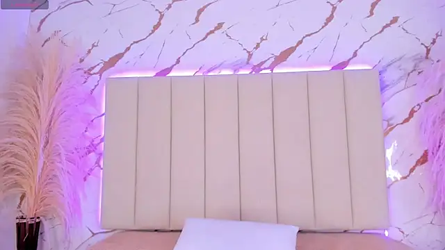 Elody rousse online show from 14, 10, 2025