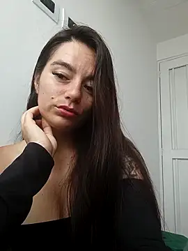 Demy Rhoades online show from 2, 2, 2026