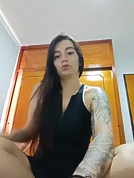 Demy Rhoades online show from 7, 4, 2026