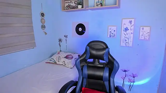 Nicky lucy m online show from 11, 1, 2026