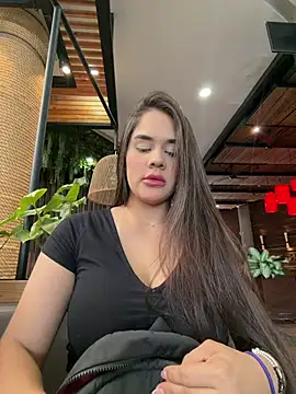 BellaLeclair online show from 2, 6, 2026