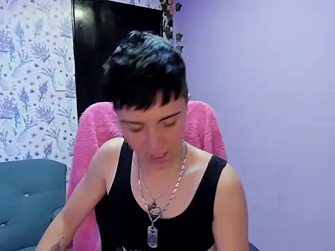  Hannah Hot online show from 2, 10, 2025