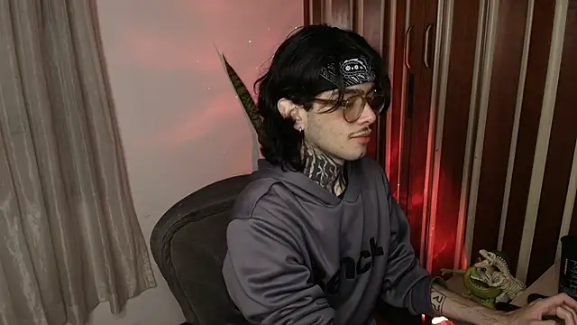 Mihail leroy online show from 30, 7, 2026