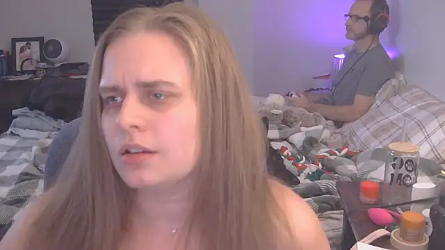 Sexyblonde12344 online show from 7, 11, 2025