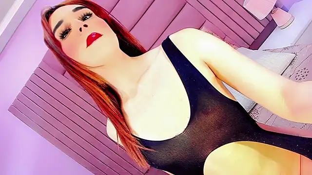 Snapshot of Valeria_Rouss chatting on 20, 12, 2025 Valeria Rouss online show from 20, 12, 2025