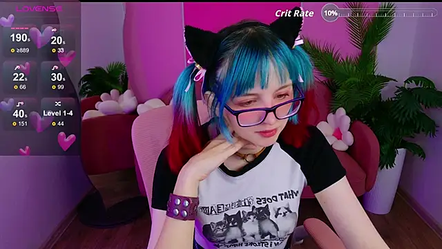 Snapshot of CoralineYoung chatting on 17, 10, 2025 CoralineYoung online show from 17, 10, 2025