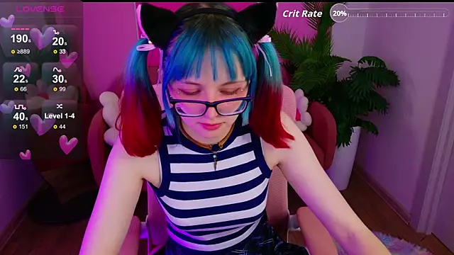 Snapshot of CoralineYoung chatting on 18, 10, 2025 CoralineYoung online show from 18, 10, 2025