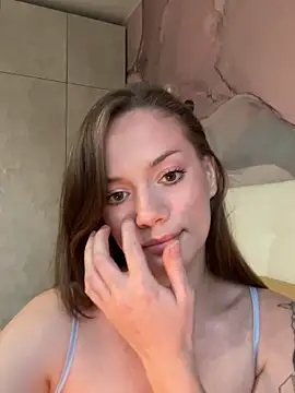 Snapshot of Rosie_Holmes_ chatting on 13, 9, 2025 Rosie Holmes  online show from 13, 9, 2025