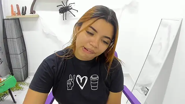 scarlett enjoy1 online show from 26, 10, 2025